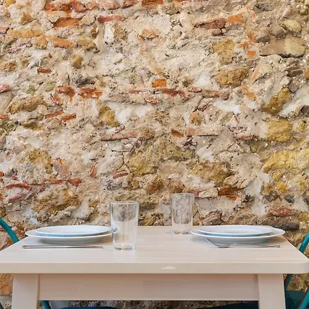 Quiet Studio For 2 In Belem, 3mins To Tram Apartmán Lisboa